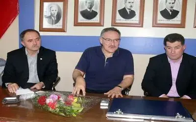 Chp'li Haluk Koç Samsun'da Chp Samsun Milletvekili Prof. Dr. Haluk Koç: "Ben Chp'de Doğdum, Chp'de Öleceğim"