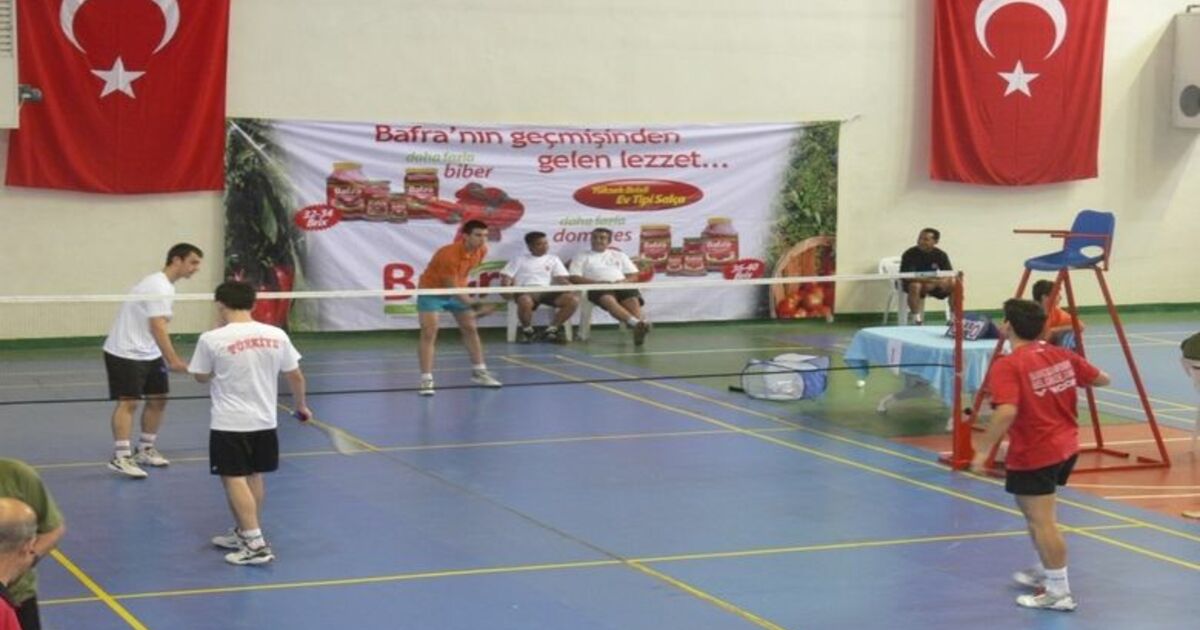 Balkan Badminton Şampiyonası Başladı '19 Yaş Altı Balkan Badminton Şampiyonası', Samsun'un Bafra İlçesinde Başladı