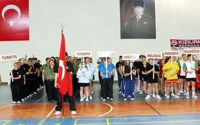 19yaş Altı Balkan Badminton Şampiyonası'nda Türkiye Takım Halinde Şampiyon Oldu