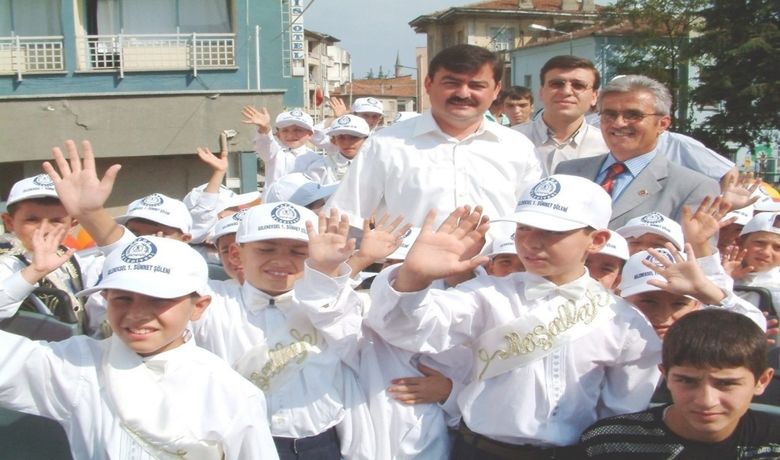 Bafra Belediyesi'nden 5. Sünnet Şöleni - Samsun'un Bafra İlçe Belediyesi'nce geleneksel olarak her yıl yapılan sünnet şöleninin 5.'sinin 19 Temmuz 2008 tarihinde yapılacağı bildirildi.