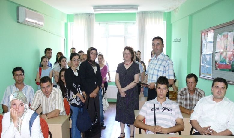 Bilgisayarlı Grafik Tasarım Ve Web Tasarım Projesi - Samsun'un Bafra ilçesinde, Türkiye İş Kurumu(İŞKUR) ile Eren Bilgi Akademisi işbirliğinde hazırlanan "Bilgisayarlı Grafik Tasarım ve Web Tasarım" konulu eğitim projesi için kursiyerler arasında seçmeler yapıldı.