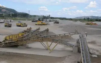 İl Özel İdaresi'nden Hummalı Çalışma İl Özel İdare Genel Sekreteri Aslan Karanfil: "11 Ağustos 2008 Tarihi İtibariyle Toplam 316 Kilometre 2. Kat Sathi Asfalt Kaplama Yaptık"