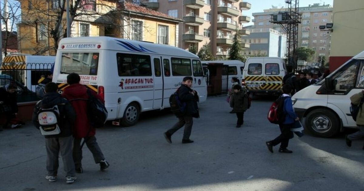 Servis Ücretleri Zamlandı Samsun'da 2008-2009 Eğitim-öğretim Yılında Okul Servisleri, Mazot Fiyatındaki Artış Nedeniyle Yüzde 8 İla 15 Arasında Zamlı Tarifeden Hizmet Verecek
