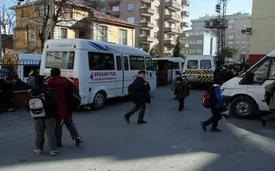Servis Ücretleri Zamlandı Samsun'da 2008-2009 Eğitim-öğretim Yılında Okul Servisleri, Mazot Fiyatındaki Artış Nedeniyle Yüzde 8 İla 15 Arasında Zamlı Tarifeden Hizmet Verecek