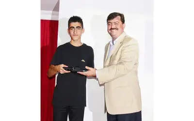 Oks Türkiye Birincisine Ödül
