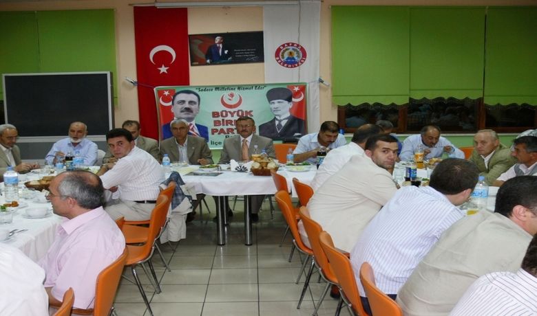 Bbp'den İftar Yemeği - Büyük Birlik Partisi(BBP) Bafra İlçe Başkanlığı'nca Asırlık Büyük Park Cumhuriyet Salonu'nda iftar yemeği verildi.