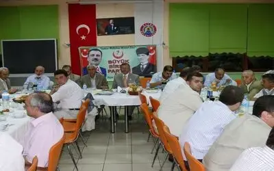 Bbp'den İftar Yemeği