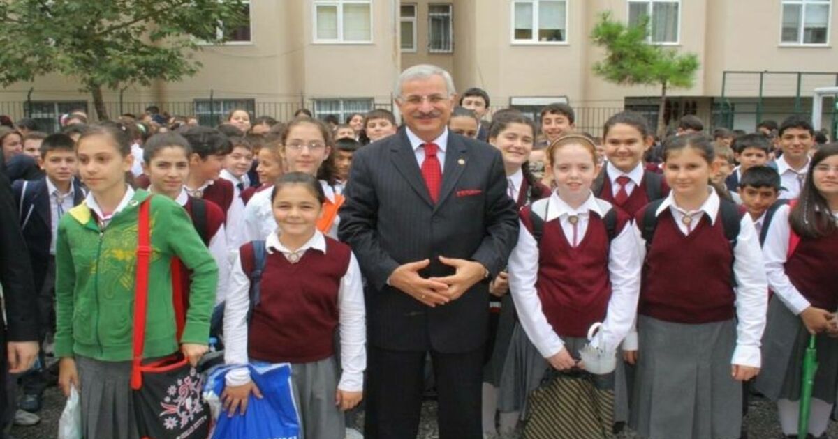 Milletvekili Yeni'nin Okul Ziyaretleri