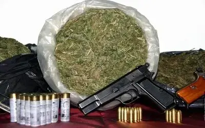Samsun'daki "Spatula 55" Operasyonu Uyuşturucu Satıcılarına Yönelik Düzenlenen Ve 18.5 Kilo Esrar Ele Geçirilen Operasyonda Gözaltına Alınan 27 Kişiden 1'i Tutuklandı
