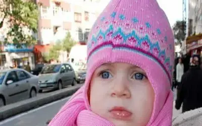 Çocuklar Kışın Kat Kat Giydirilmeli