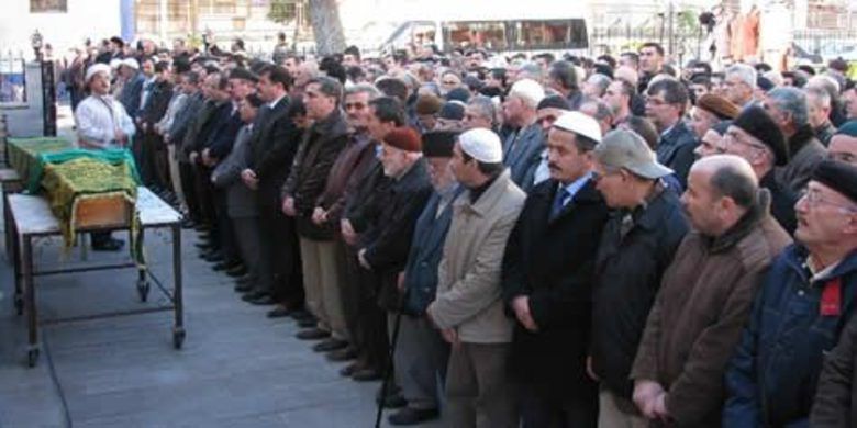 Necmiye Tabak Defnedildi - Necmiye Tabak defnedildi
