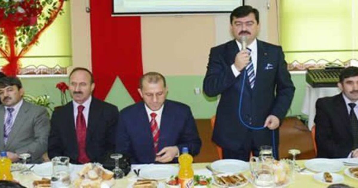 Bafra İmam Hatip Mezunları Yemekte Buluştu