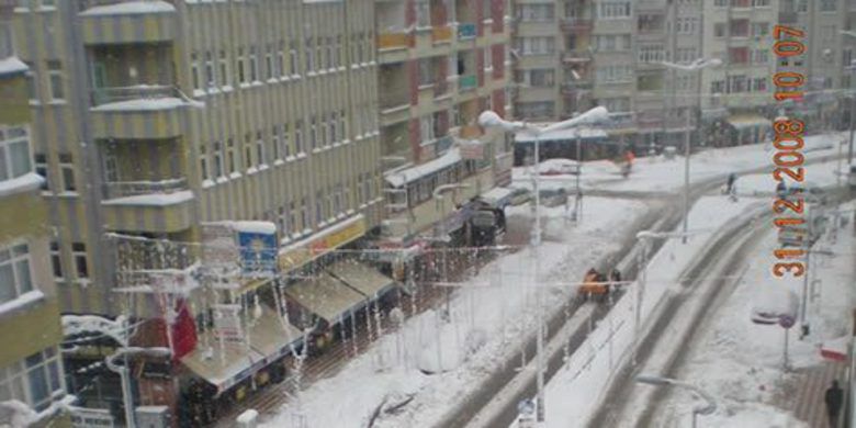 İlçe Merkezindeki Okullar Bugün Eğitime Ara Verdi. - İlçe merkezindeki okullar bugün eğitime ara verdi.