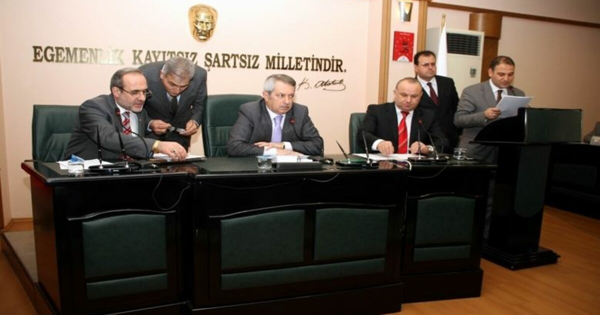 Seçime Giren Belediyeler Meclis Gündeminde
