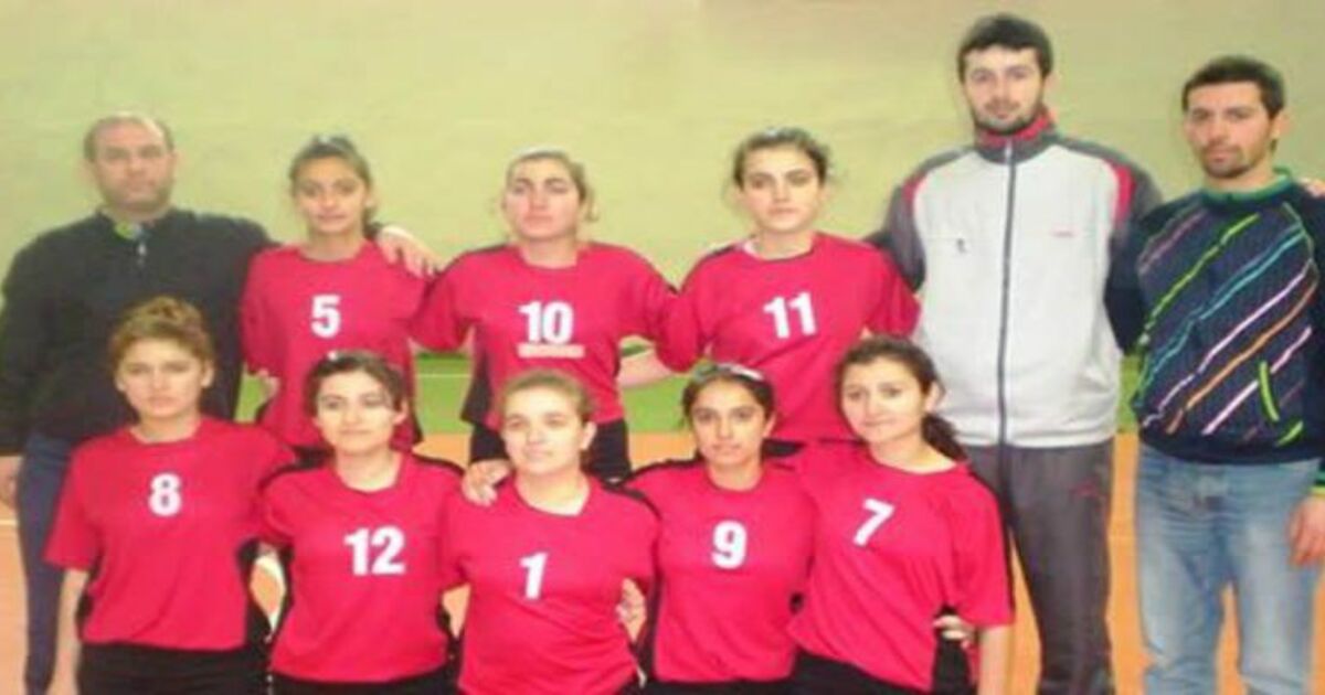 İ.engelli Kızlar Önce Sevindirdi Sonra Üzdü