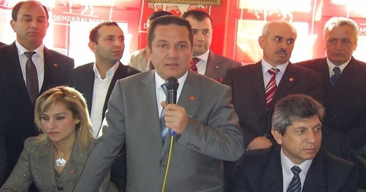 Dp Belediye Başkan Adaylarını Tanıttı