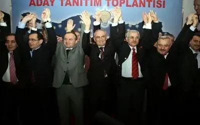 Ak Parti Belediye Başkan Adaylarını Açıkladı Ak Parti Samsun İl Başkanlığı, 17 İlçe Başkan Adayını Açıkladı Aday Açıklama Töreninde Kadınlar, Göbek Atarak Kutlama Yaptı