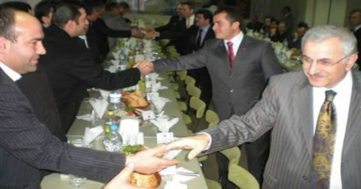 Ak Parti Tanışma Yemeği Düzenledi