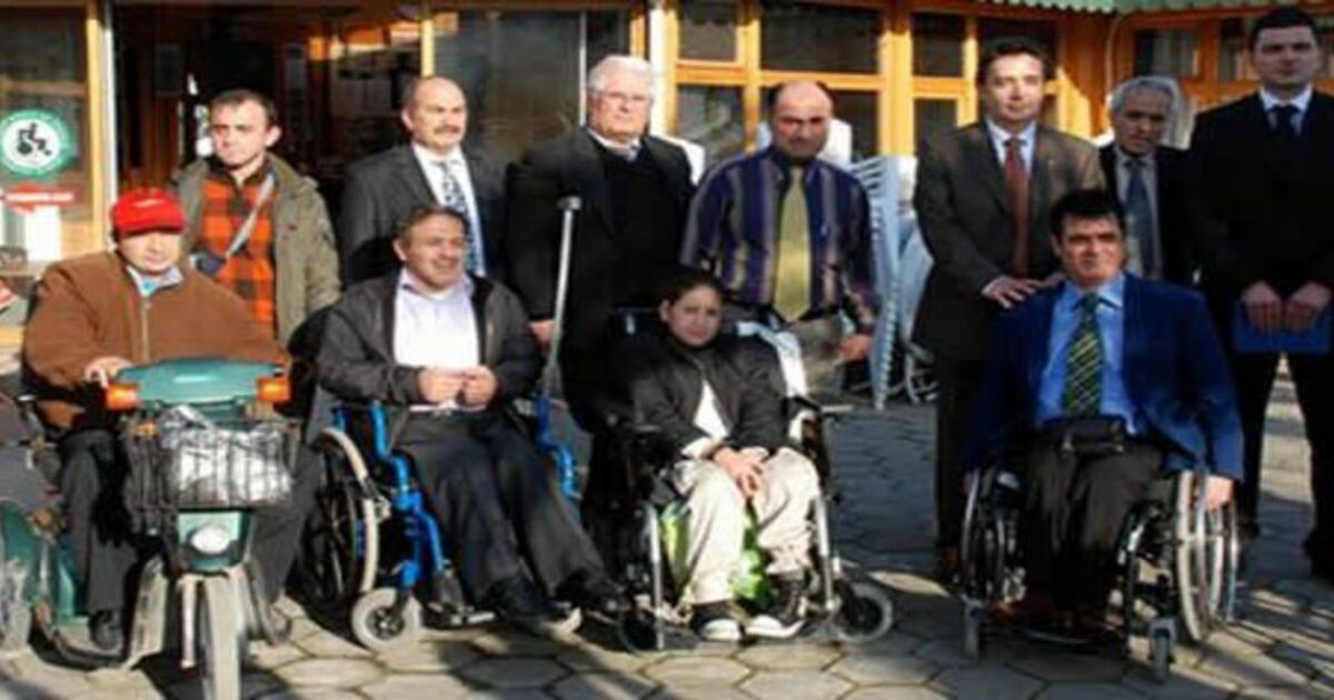Chp`den Sakatlar Derneğine Ziyaret