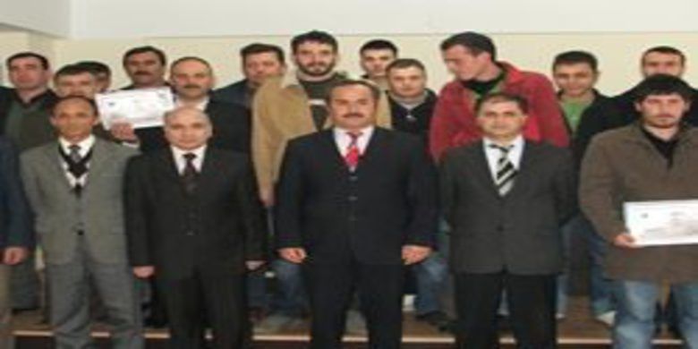 Biçerdöver Operatörlerine Sertifika Dağıtım Töreni