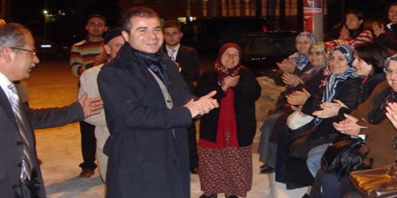 Bafra Ve Çarşamba Ovası Suya Doyacak - AK Parti Genel Merkez Tanıtım ve Medya Başkan Yardımcısı Samsun Milletvekili Suat Kılıç, sulama projeleriyle Bafra ve Çarşamba Ovası`nı suya doyuracaklarını belirterek,