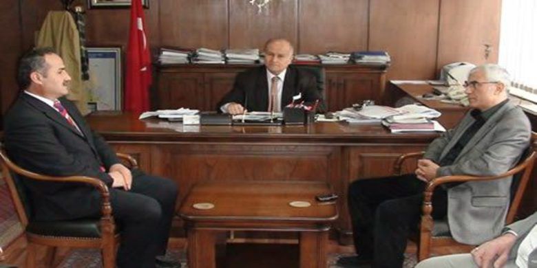 Bafra Anfar Fresh Fuarına Katılıyor - Bafra Kaymakam`ı Ayhan Boyacı bu yıl Antalya`da 3.`sü düzenlenecek olan, Anfaş Fresh Antalya  sebze meyve fuarına Bafra bölgesinden katılacak üretici ve sektör iş adamları ile bir toplantı yaptı.