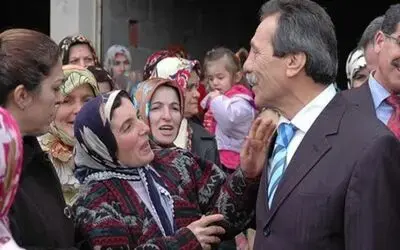 Aslan Ev Hanımlarının Sorunlarını Dinledi