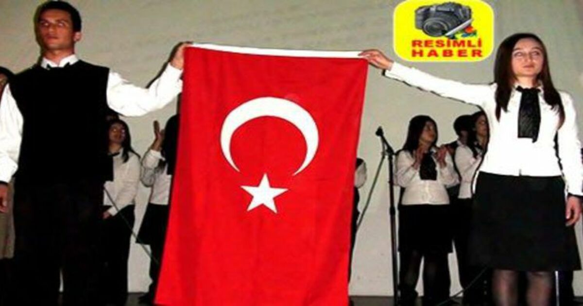 Bafra Lisesi Şehitleri Anma Töreni Düzenledi