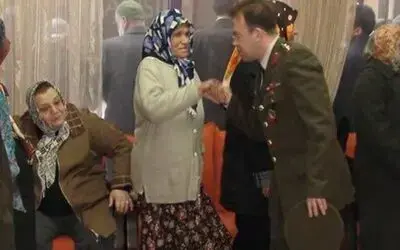 Komutanlardan Şehit Aileleri Derneğine Ziyaret