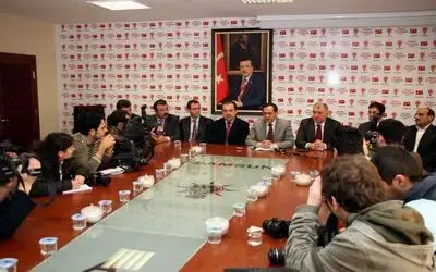 Devlet Hastanesi 'Araştırma Hastanesi' Oldu 'Araştırma Hastanesi' Statüsüne Yükseltilen Mehmet Aydın Devlet Hastanesi, Mevcut Yeri Ve Personeli Korunarak Kadro Eklemesiyle Hizmet Verecek
