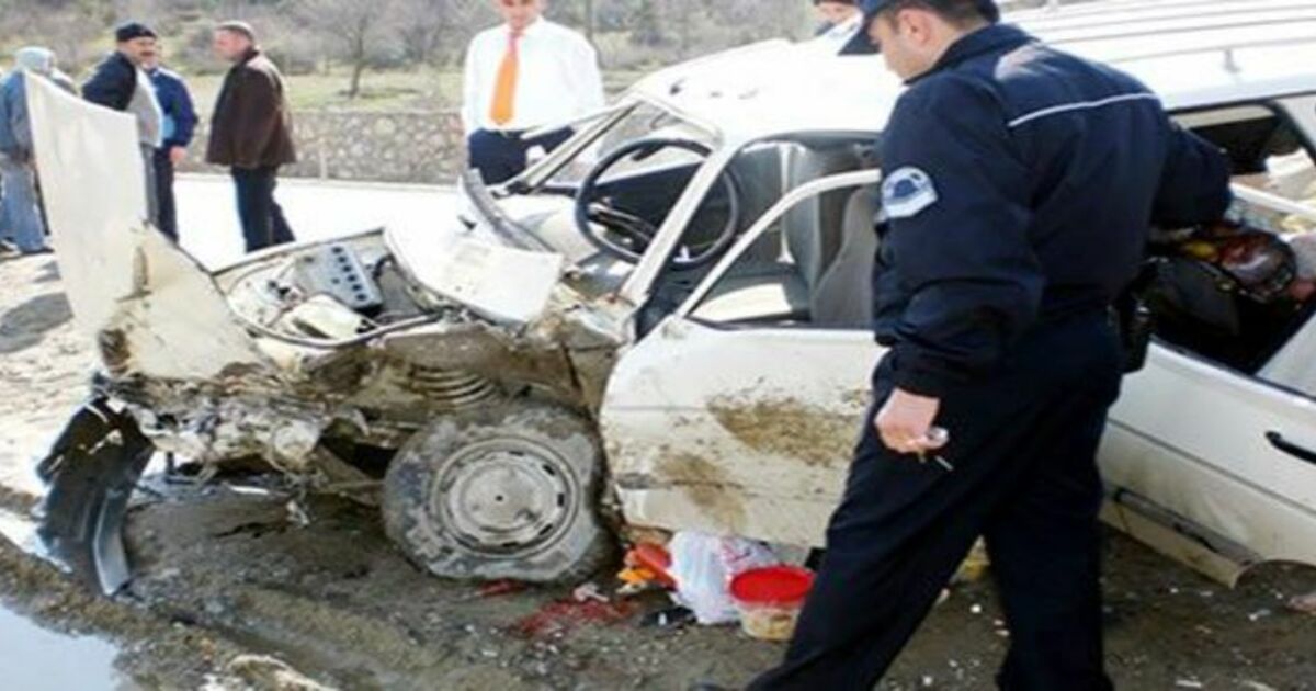 Trafik Kazası 1 Ölü 4 Yaralı