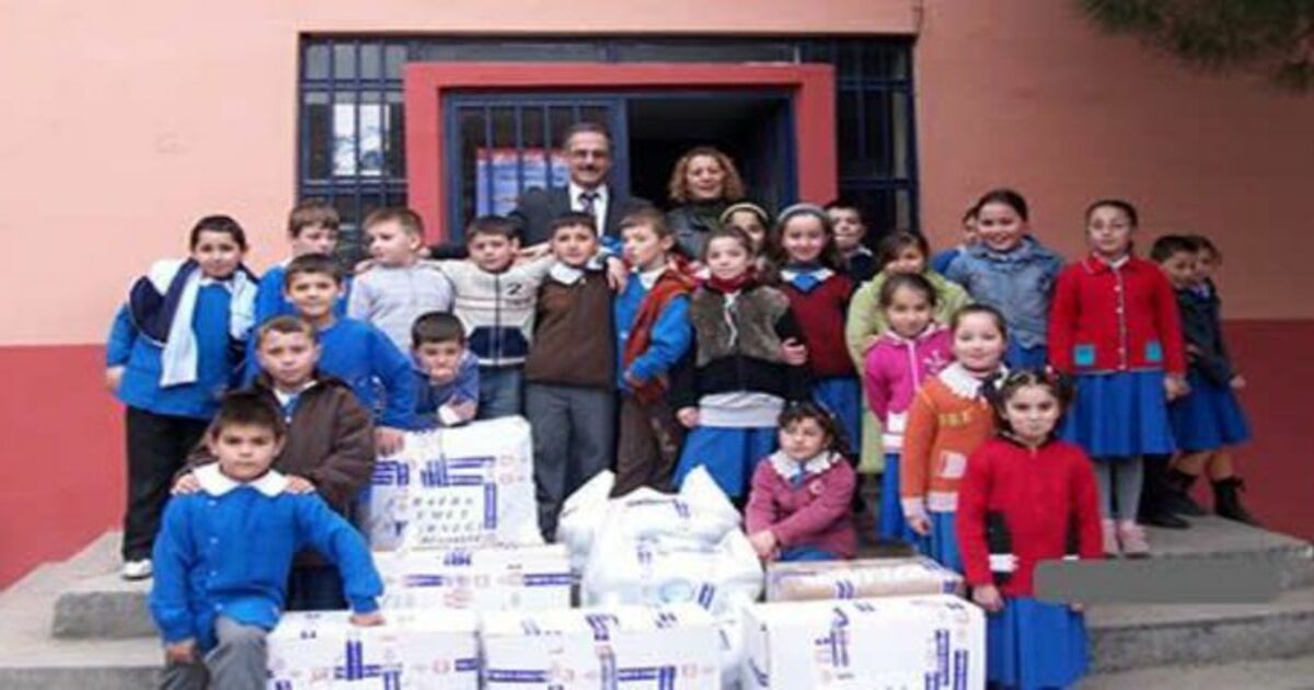 Bafra Umut Derneği`nden Öğrencilere Destek