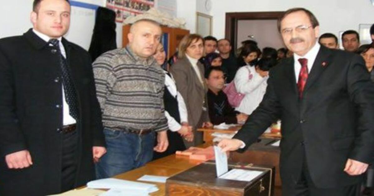 Zihni Şahin Oyunu Kullandı