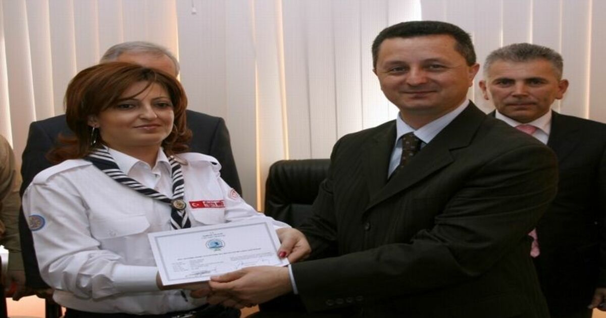 Öğretmenler Sivil Savunma Sertifikası Aldı Samsun'da, Sivil Savunma Kursuna Katılan 59 İzci Öğretmene Sertifikaları Verildi