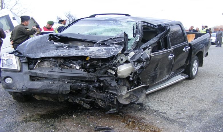 Samsun'da Trafik Kazası: 6 Yaralı - Samsun'un Alaçam ilçesinde meydana gelen trafik kazasında 6 kişi yaralandı.