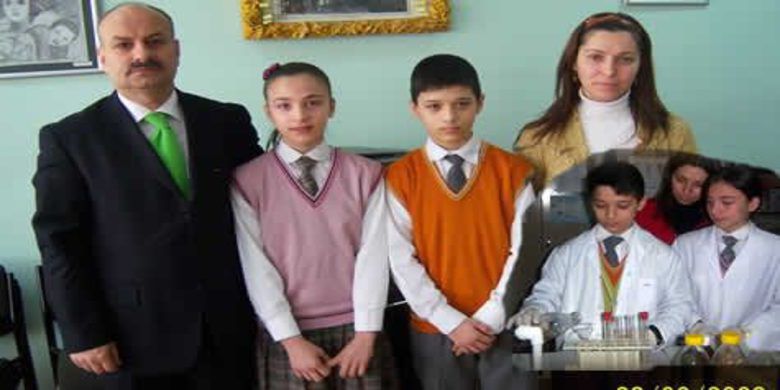 30 Ağustos Başarılara Doymuyor - Geçen yıl Güzel Ülkem Türkiyem Projesiyle 558 proje içerisinde sunuma değer bulunarak Sabancı Üniversitesi Eğitimde İyi Örnekler Konferansında...