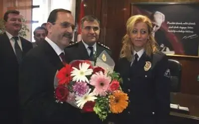 Zihni Şahin Ziyaretci Akınına Uğradı