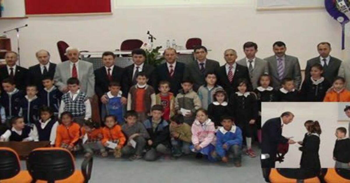 Müftülük Öğrencilere Yardım Eli Uzattı