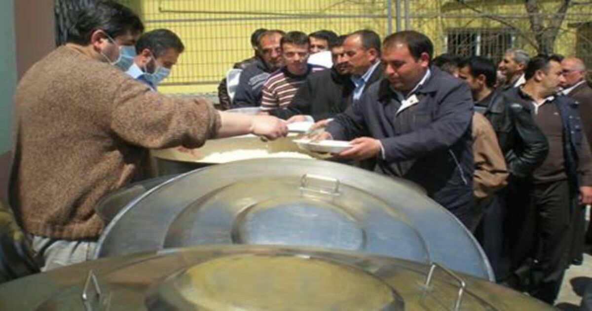 Müftülük Halka Yemek Ziyafeti Verdi
