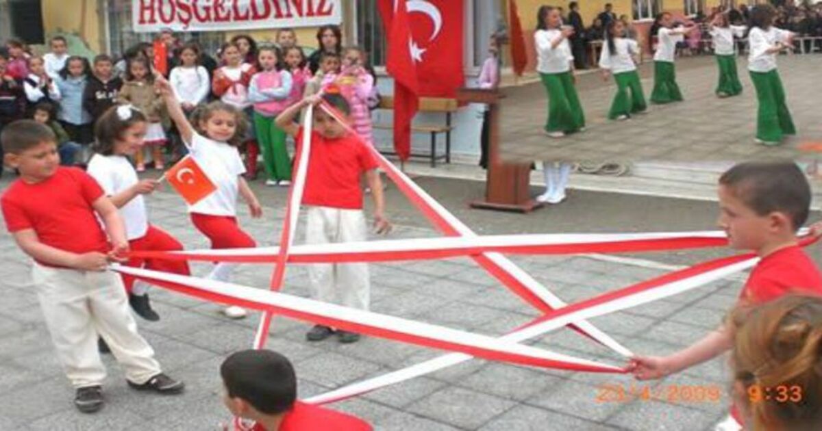 Üçpınar İlköğretimden Coşkulu Kutlama