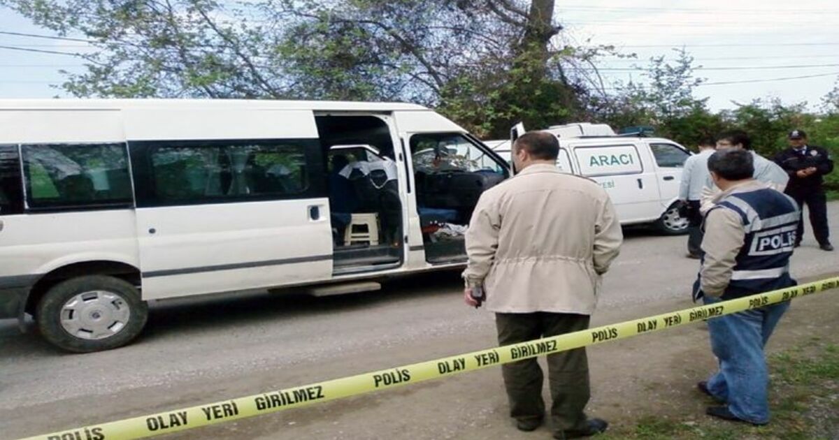 Servis Şoförüne Aracının İçinde İnfaz
