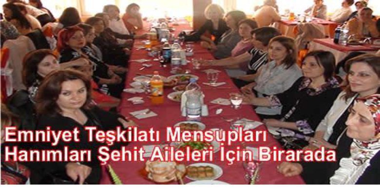Bafra Emniyeti`nden Anlamlı Çay - Emniyet Teşkilatı Mensupları Hanımları Şehit Aileleri İçin Birarada