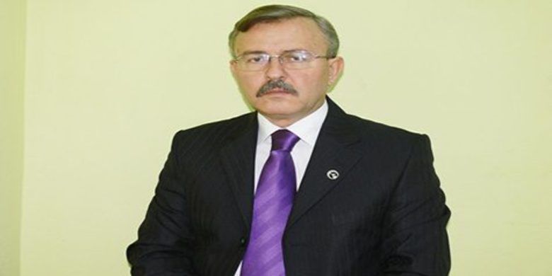 Bbp Demokrasi Dersi Verecek - Büyük Birlik Partisi ilçe Başkanı Bilal Mürtezaoğlu yaptığı basın açıklamasında.