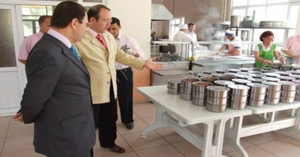 Aş Evi Kapı Kapı Yemek Dağıtıyor