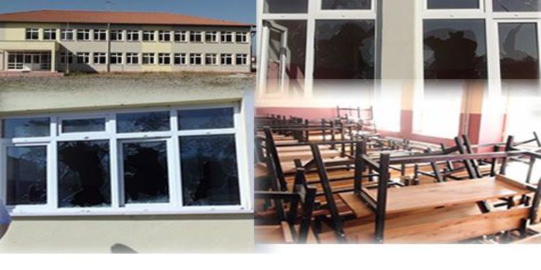 Bu Okula Ne Zaman Sahip Çıkılacak - Gazipaşa Mahallesi ve Gaziosmanpaşa Mahallesi sınırlarında yaklaşık bir sene evvel yapılan okulun şuan ki durumu içler acısı.