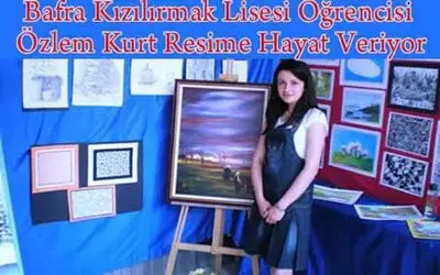 Özlem Kurt Eserlerini Sergiledi
