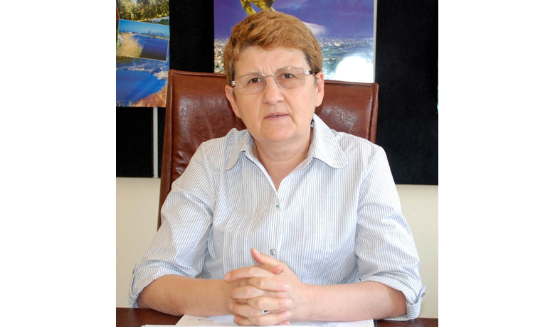 Vezirköprü Turizme Açılıyor Samsun İl Kültür Ve Turizm Müdürü YükselÜnal: "Hazırlanan Dosya İle İlgili Rapor, İlerleyen Günlerde Netlik Kazanacak" - Samsun İl Kültür ve Turizm Müdürü Yüksel Ünal, Vezirköprü Kaymakamlığı'nın ilçenin turizm merkezi kapsamına alınmasıyla ilgili kendilerinin gözetiminde dosya hazırladığını ve ilgili bakanlığa gönderildiğini söyledi.