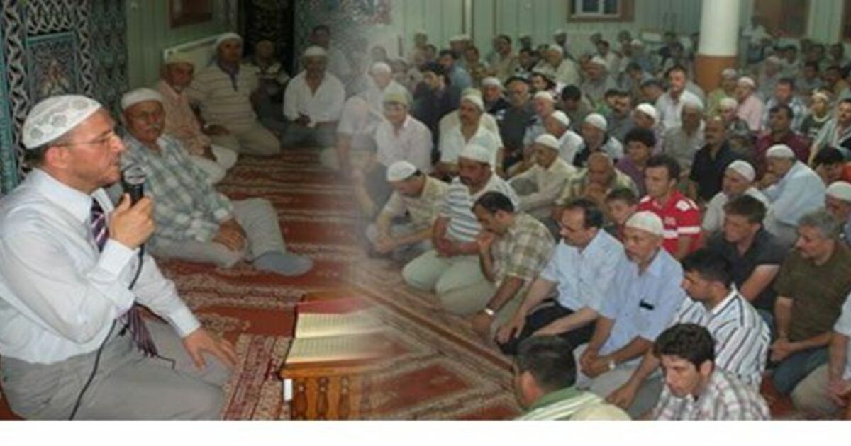 Kandil Bafra`da Huşu İçinde İdrak Edildi