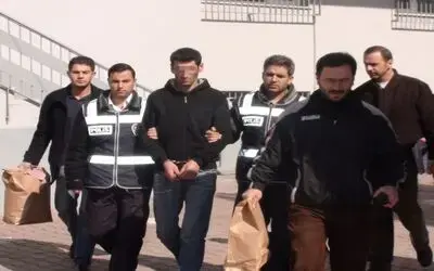 Sokak Ortasında Karısını Bıçaklayarak Öldüren Şahsa Müebbet Hapis