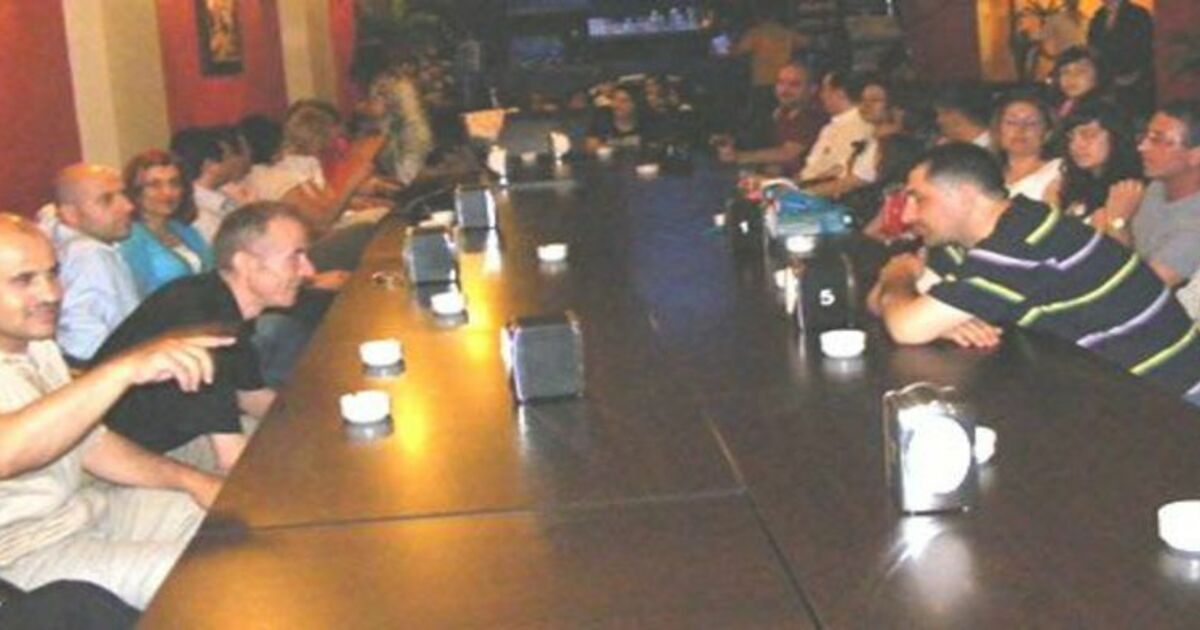 22 Yıl Sonra Şimal Cafe`de Bir Araya Geldiler
